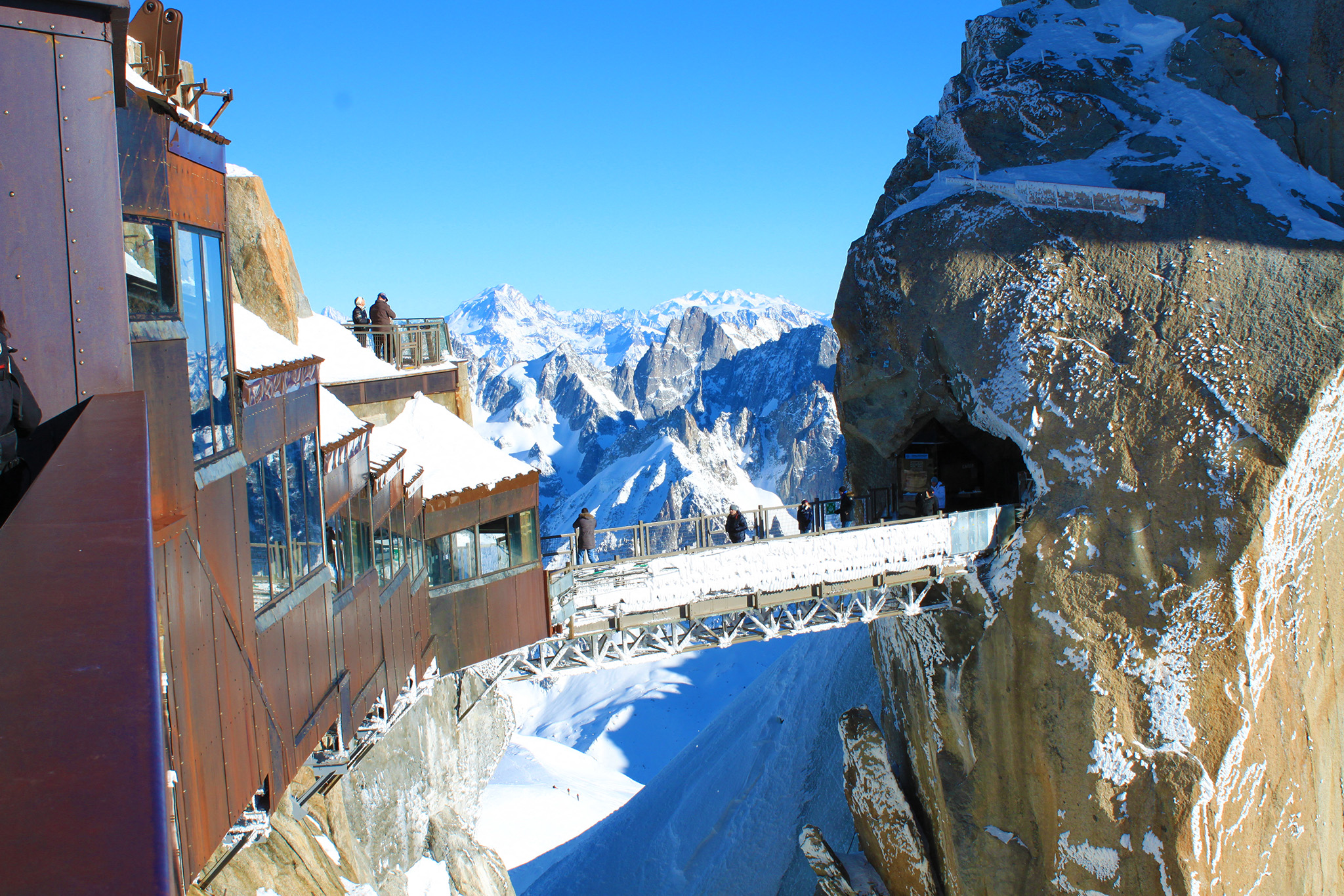 kt_2020_100_keytours_excursions_swisstours_chamonix_mont-blanc_aiguille_du_midi7_2048_10