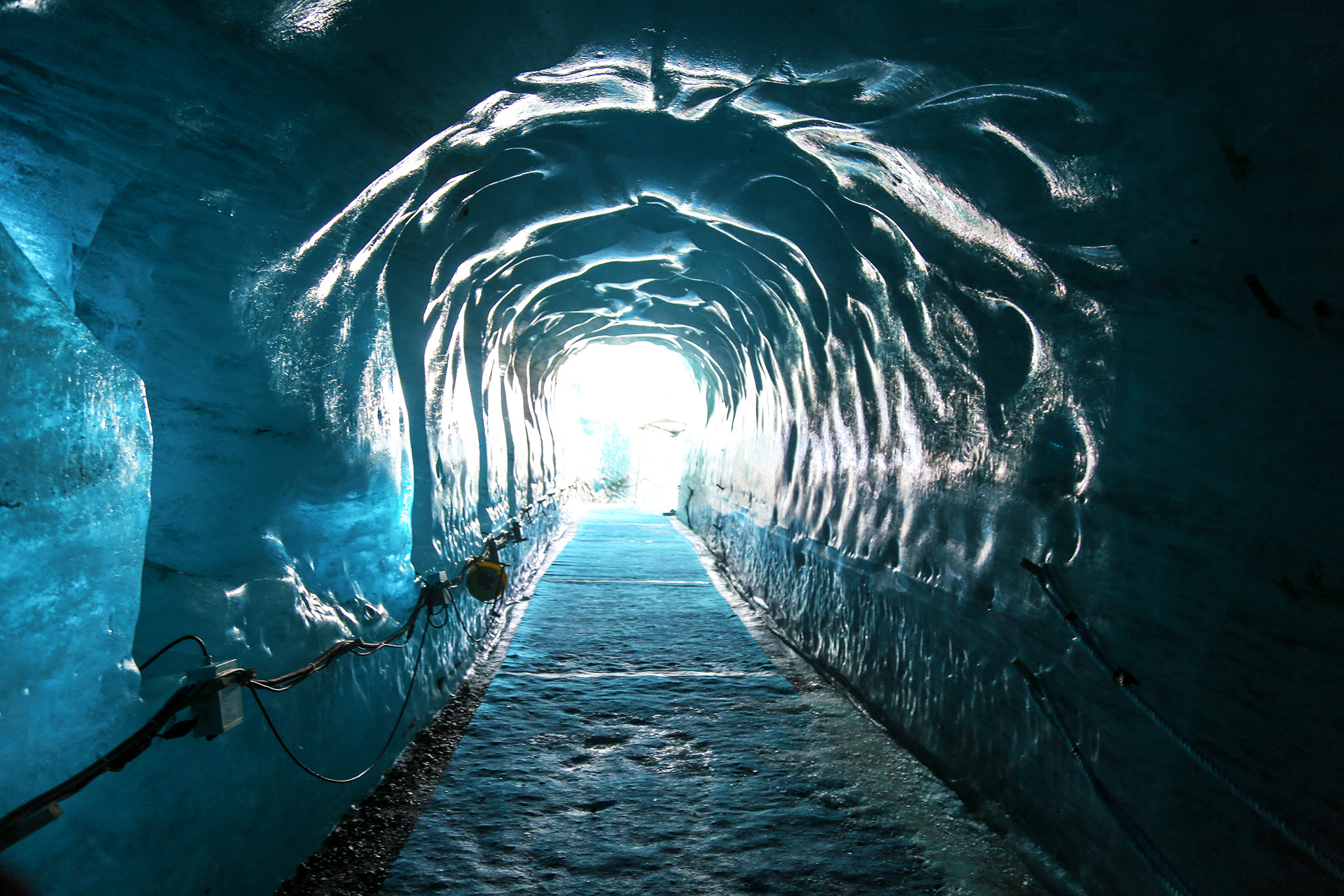 kt_2020_100_keytours_excursions_swisstours_chamonix_mont-blanc_mer_de_glace5_2048_10