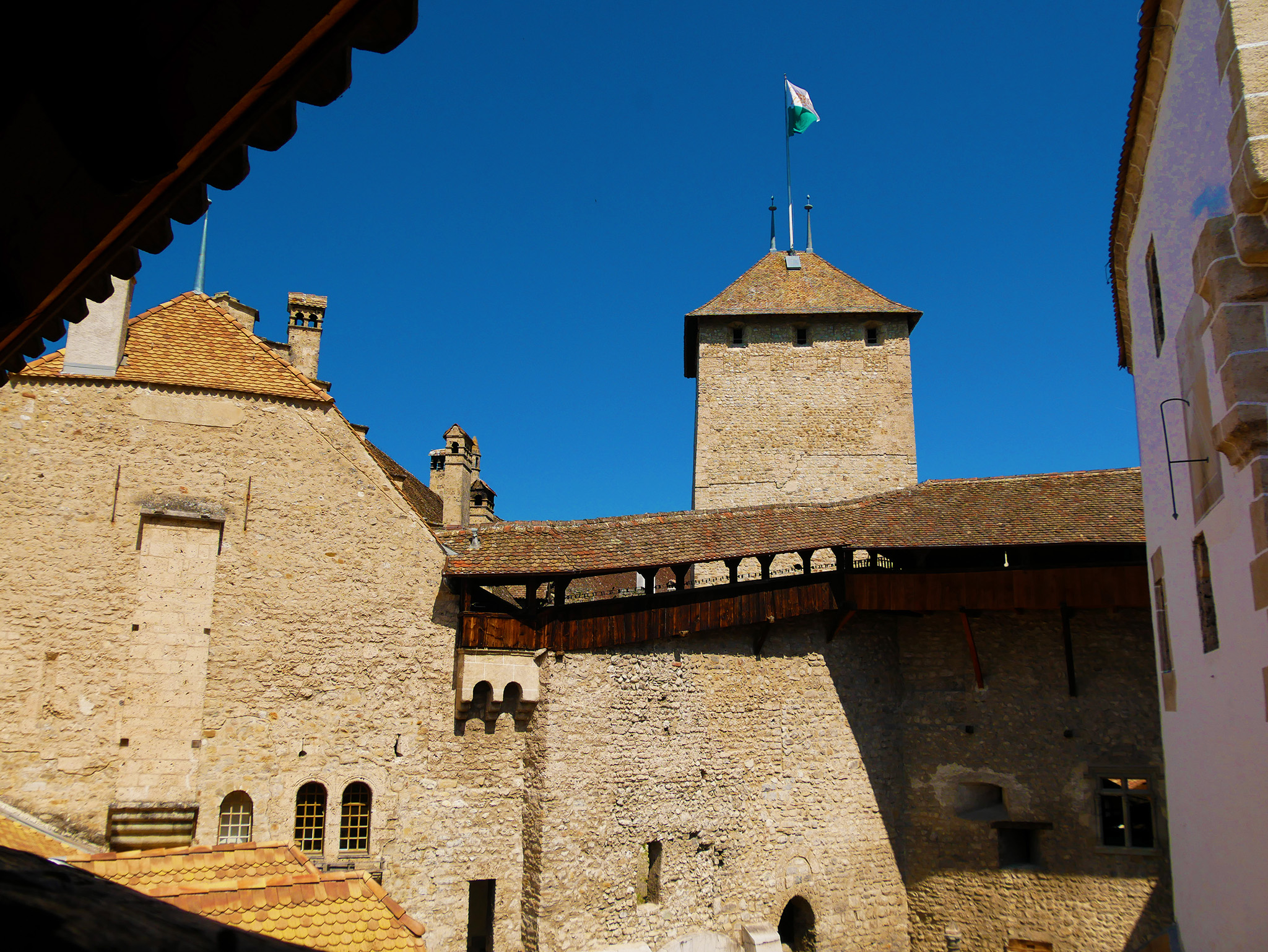 kt_2020_300_Keytours_excursions_Swisstours_chateau chillon44_2048_10