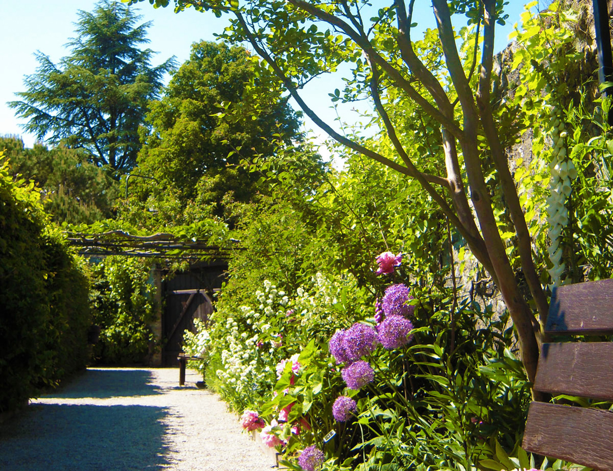 kt_2020_380_Keytours_excursions_Swisstours_yvoire_jardin_des_cinq_sens6_2048_10