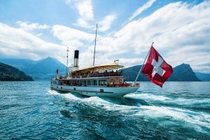 Day tour with Cruise on lake Lucerne